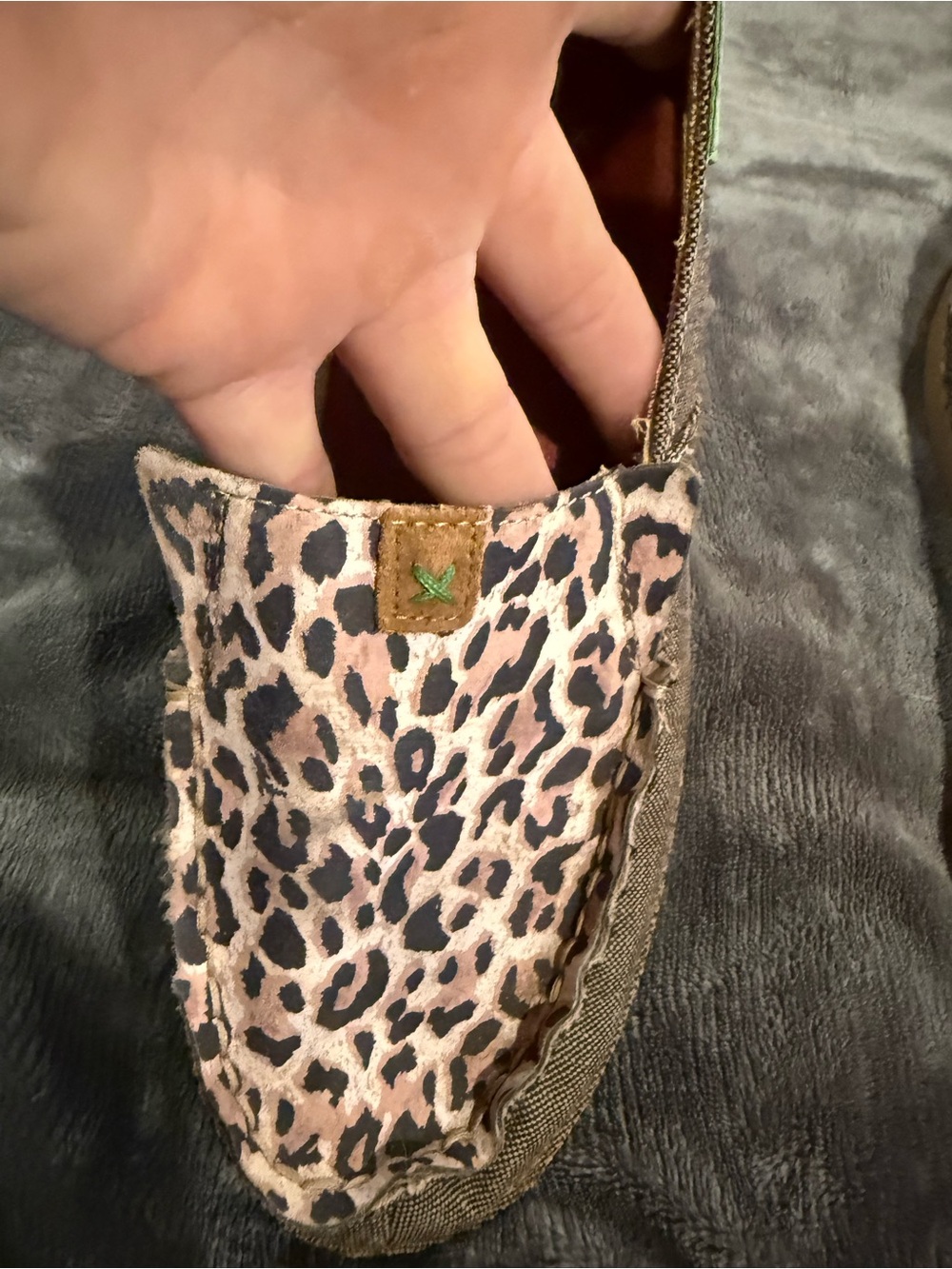 Twisted X Women’s Pink Leopard Print Slip-On Moccasins - Picture 3 of 4